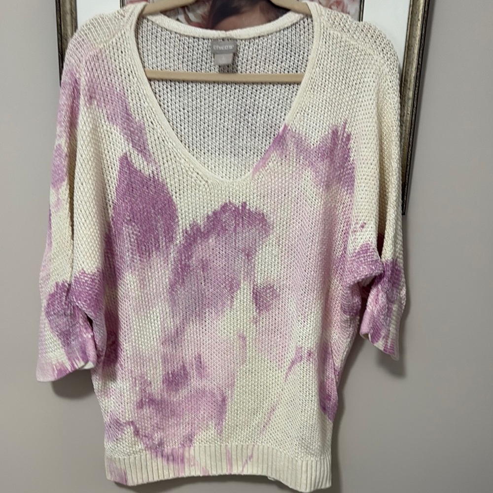 Chicos Cream and Pale  Purple V-Neck Sweater,
Size 2 (large) EUC